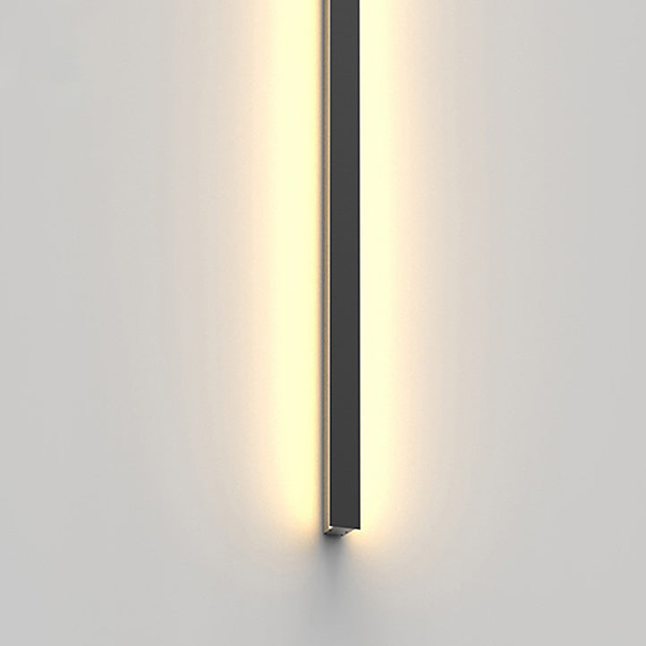 Modern Minimalist Outdoor Waterproof Long Aluminum Acrylic LED Wall Sconce Lamp For Outdoor Patio